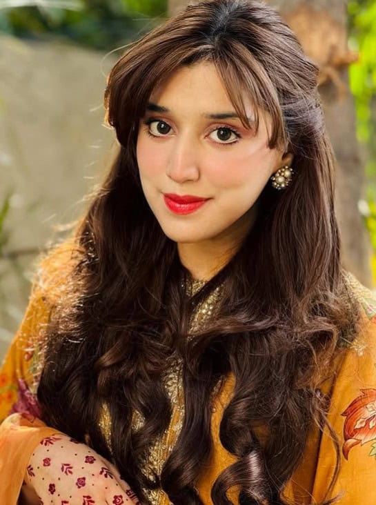 Fajjer Khan Biography 